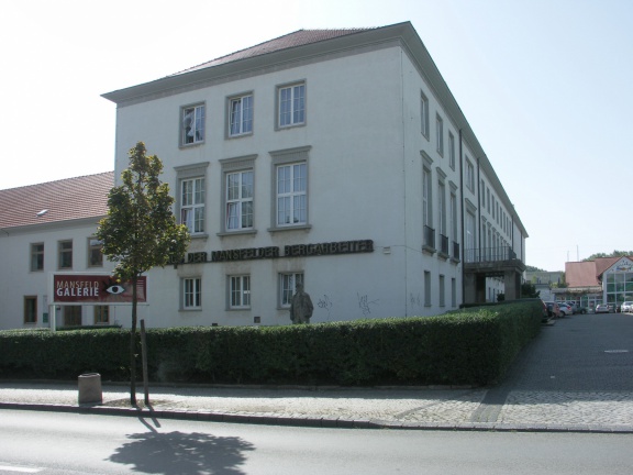 Kulturhaus der Mansfelder Bergarbeiter in Eisleben (Foto Sauerzapfe)