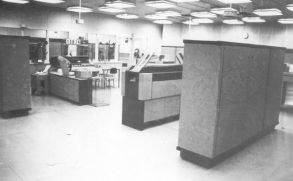 Die EDVA Robotron 300