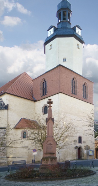 Mansfeld St. Georgs Kirche - Foto Sauerzapfe 2017.jpg