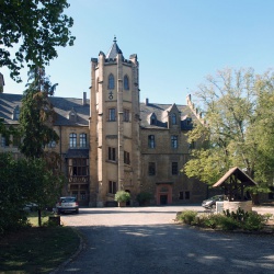 Schloss und Geopfad