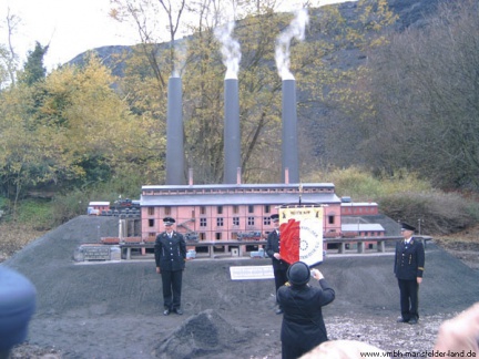 Bild 61 - 09.11.2010 - Übergabe des Hütten-Denkmals  Foto: G. Roswora