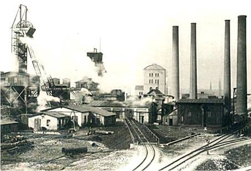 Ernstschächte mit Malakow-Turm um 1890